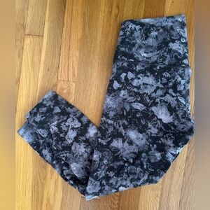 lululemon athletica Black and Gray Patterned Leggings